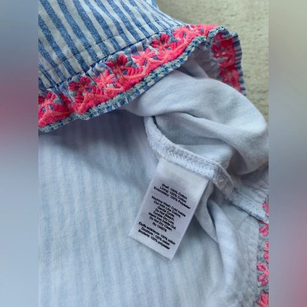 Vineyard Vines or blue